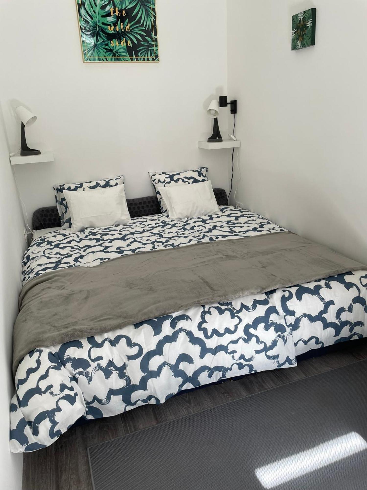 Soho Suites - Kazinczy Budapest Bagian luar foto